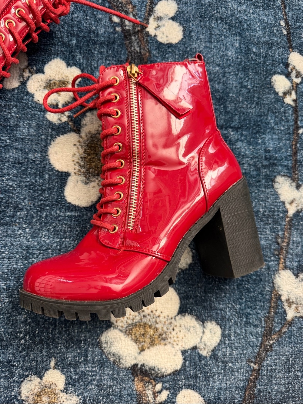 Red Patent Lace-Up Block Heel Boots for Women 7 - Picture 4 of 6